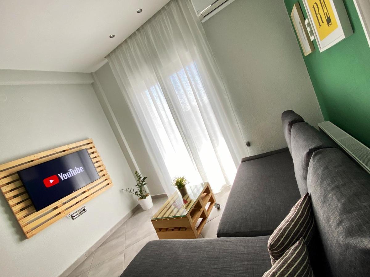 48 Downtown Lofts Daire Néa Péramos Dış mekan fotoğraf
