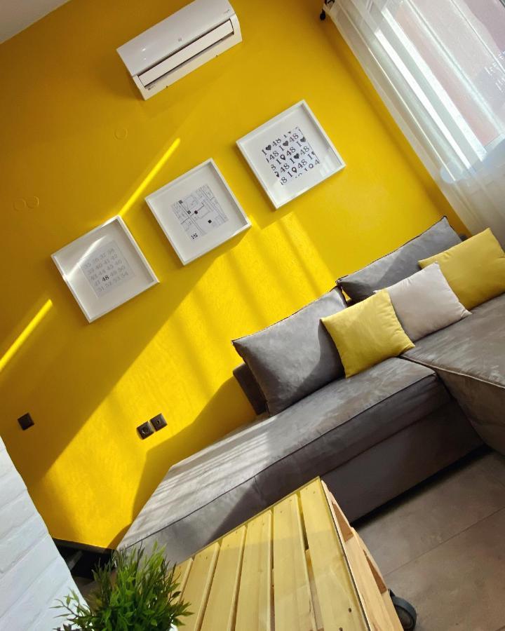 48 Downtown Lofts Daire Néa Péramos Dış mekan fotoğraf