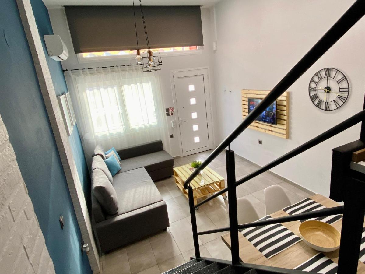 48 Downtown Lofts Daire Néa Péramos Dış mekan fotoğraf