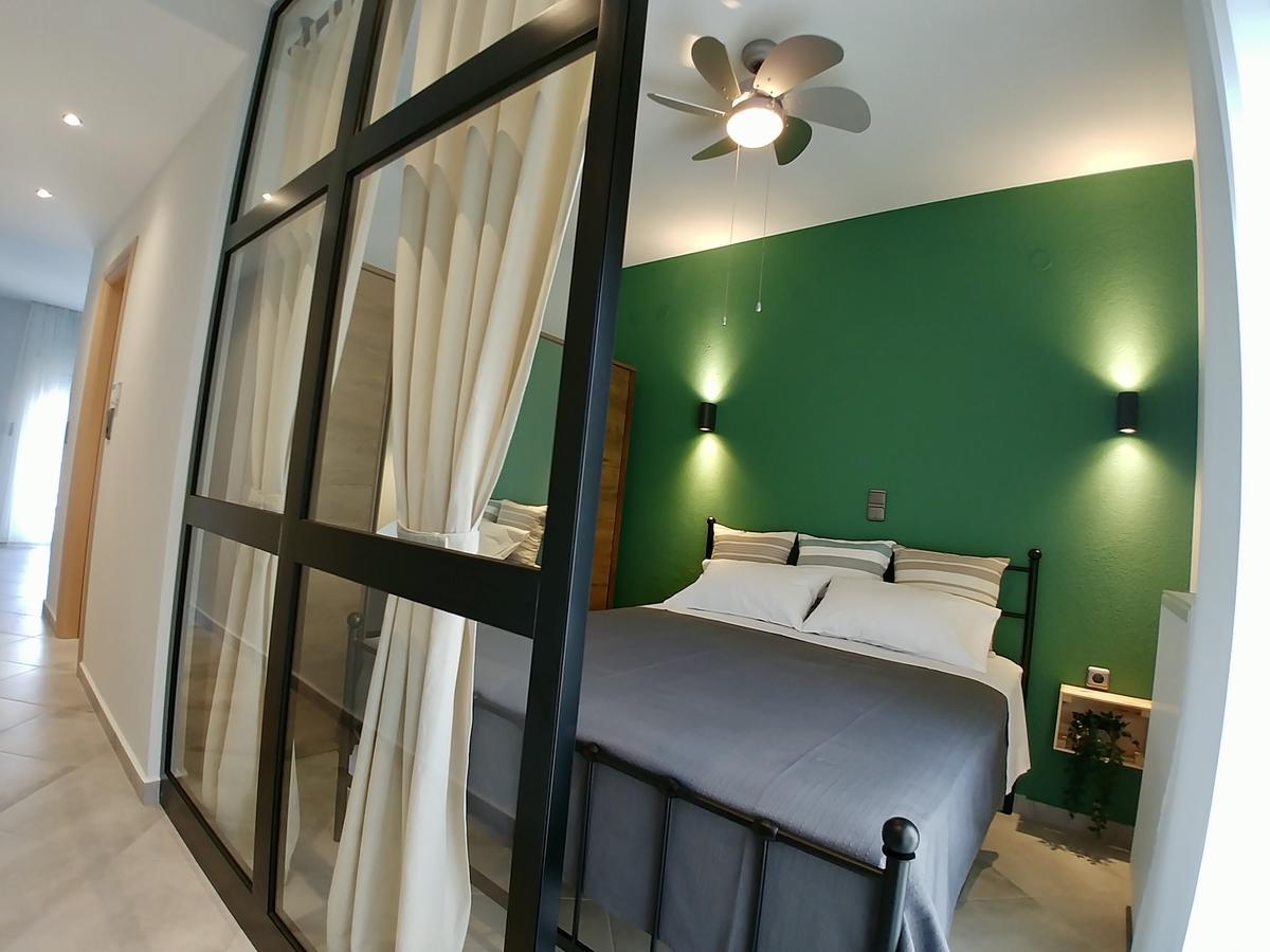 48 Downtown Lofts Daire Néa Péramos Dış mekan fotoğraf