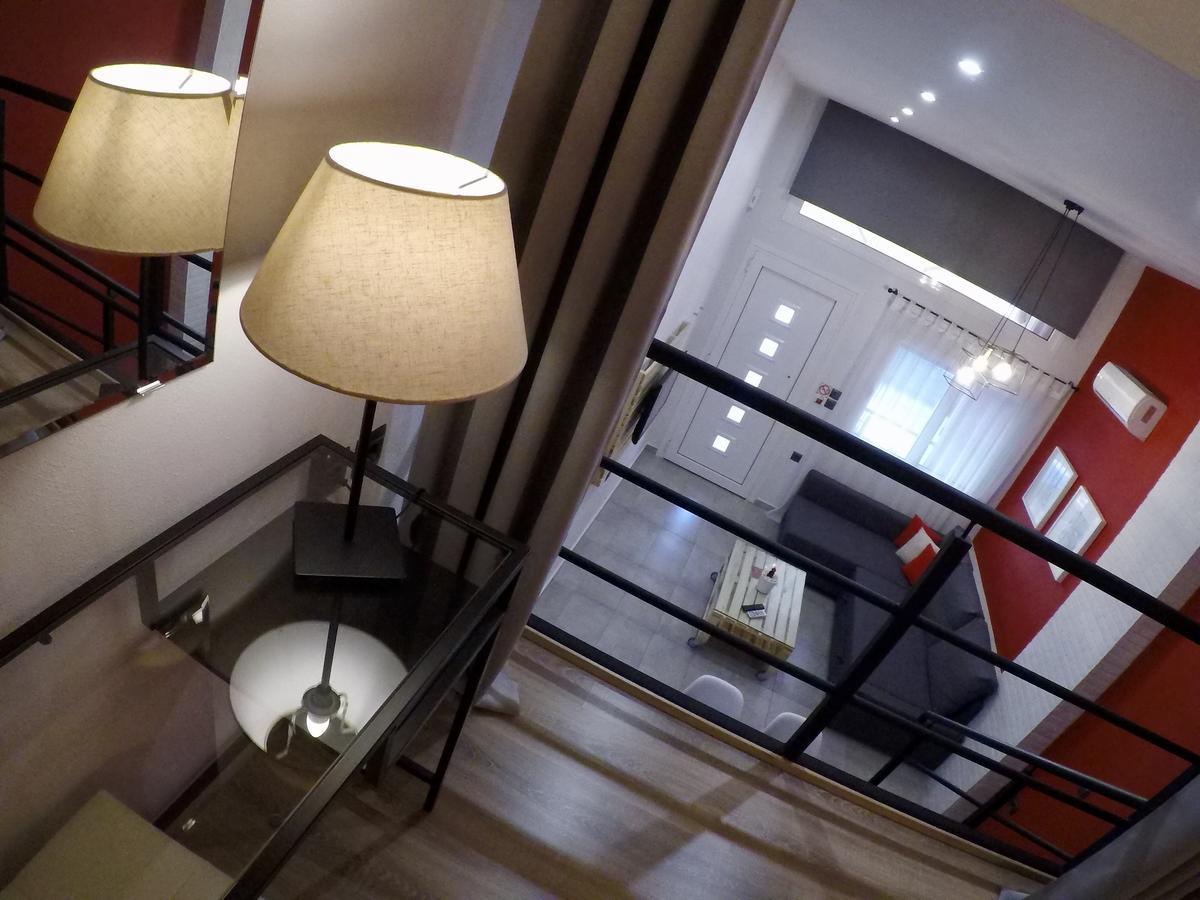48 Downtown Lofts Daire Néa Péramos Dış mekan fotoğraf